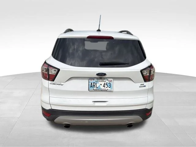 Used 2018 White Ford SE image 4