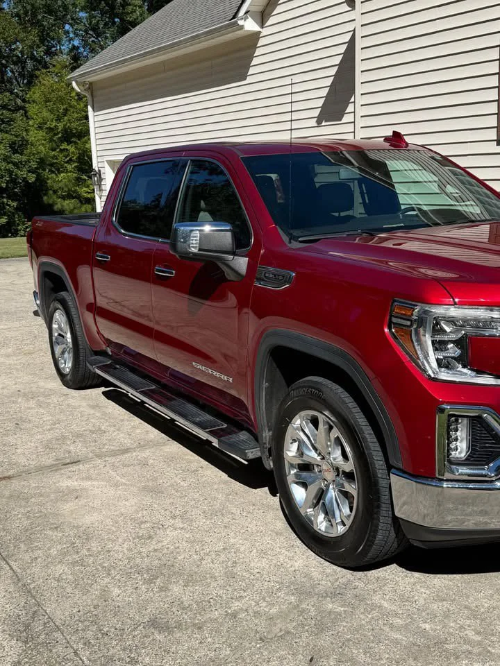Used 2021 Red GMC SLT image 5