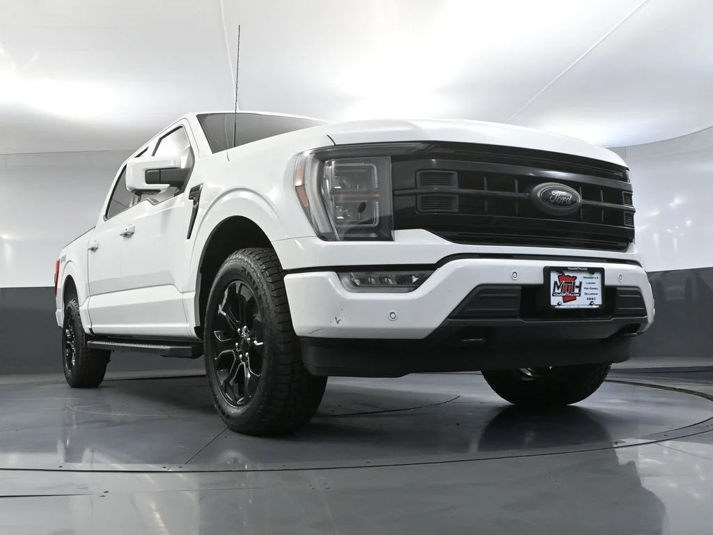 Used 2022 White Ford Lariat image 53