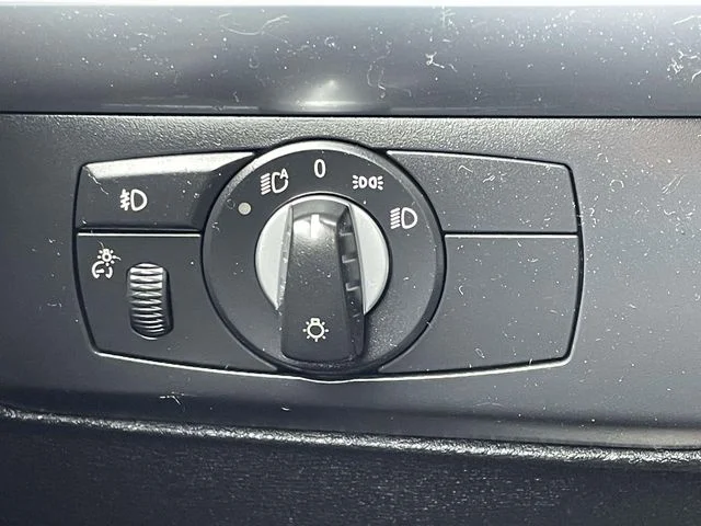 Used 2012 Platinum Gray Metallic BMW xDrive35i image 19