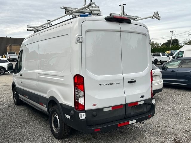Used 2023 Oxford White Ford Base image 4