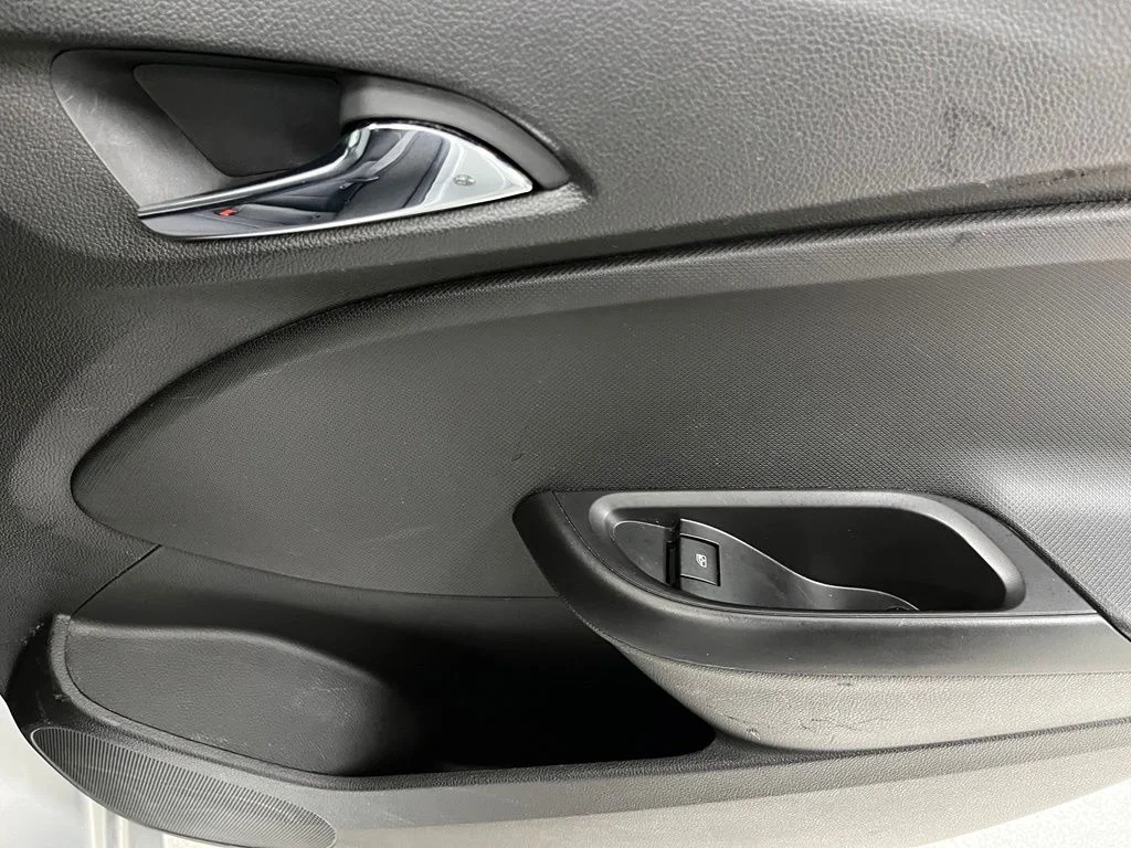 Used 2018 Silver Chevrolet LS image 49
