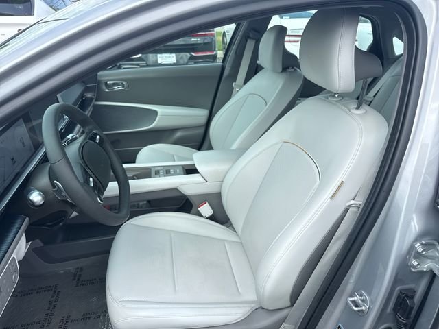 Used 2025 Silver Hyundai Limited image 13