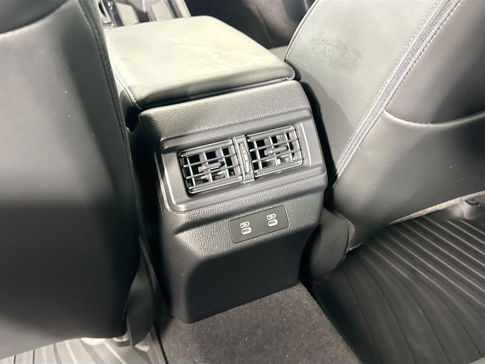 Used 2024 Meteorite Gray Metallic Honda Touring image 35