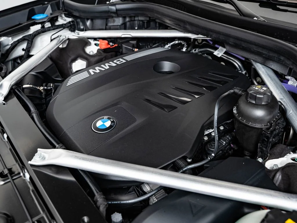New 2027 Mineral White Metallic BMW xDrive40i image 51
