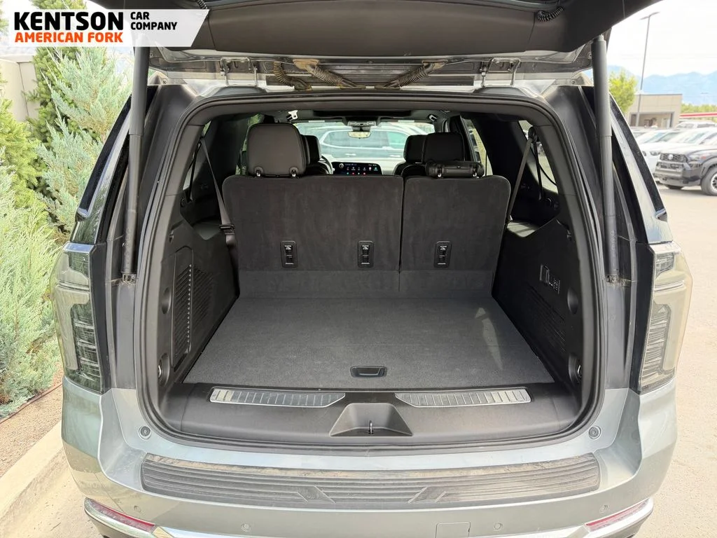 2025 Chevrolet Suburban High Country - Photo 36