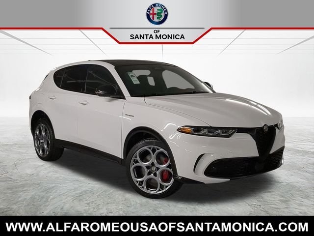2025 Alfa Romeo Tonale Base