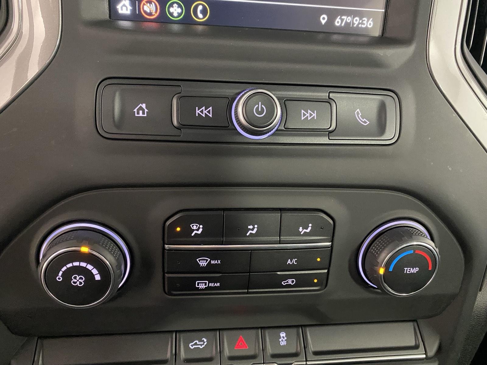 Used 2019 Black Chevrolet Custom image 11