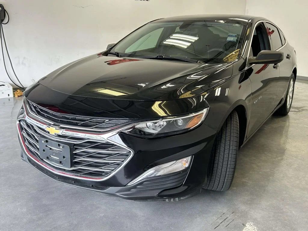 Used 2022 Black Chevrolet LS image 7