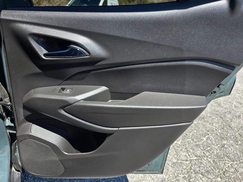 Used 2025 Gray Chevrolet LT image 47