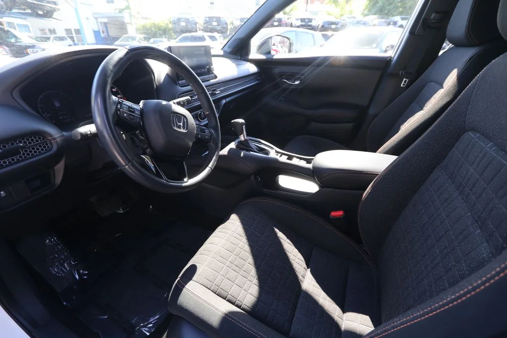 Used 2023 Platinum White Pearl Honda Sport image 19