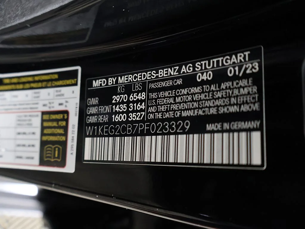 Used 2023 Black Mercedes-Benz 500 Sedan image 46
