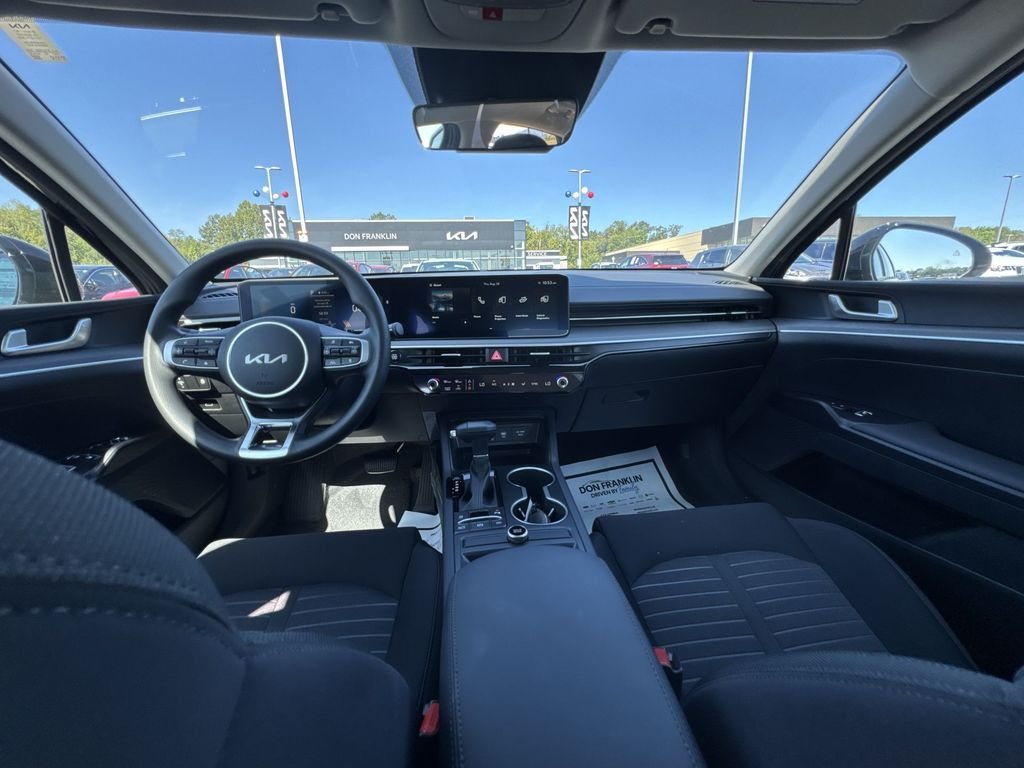 Used 2026 Black Kia LXS image 10