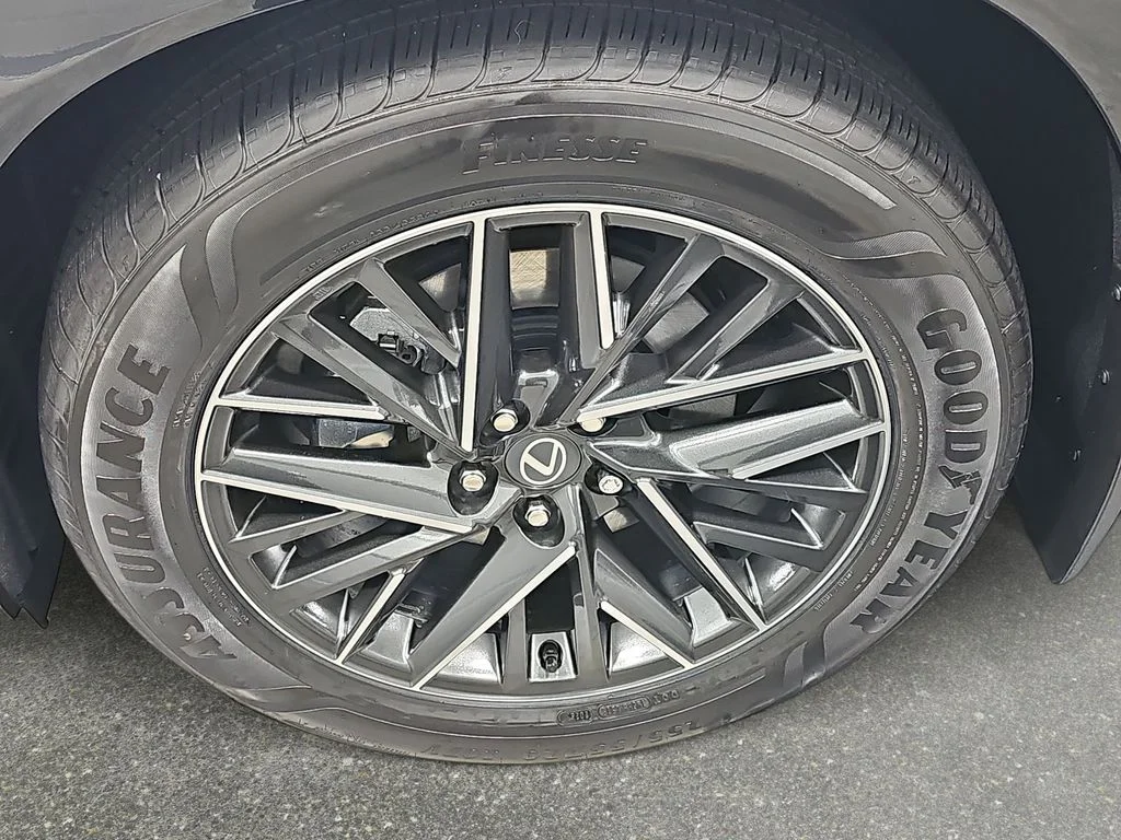 New 2026 Caviar Lexus PREMIUM AWD image 31