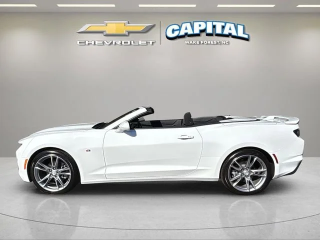 Used 2024 Summit White Chevrolet 1LT image 3