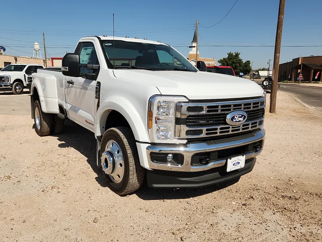 2027 Ford F-450 XLT