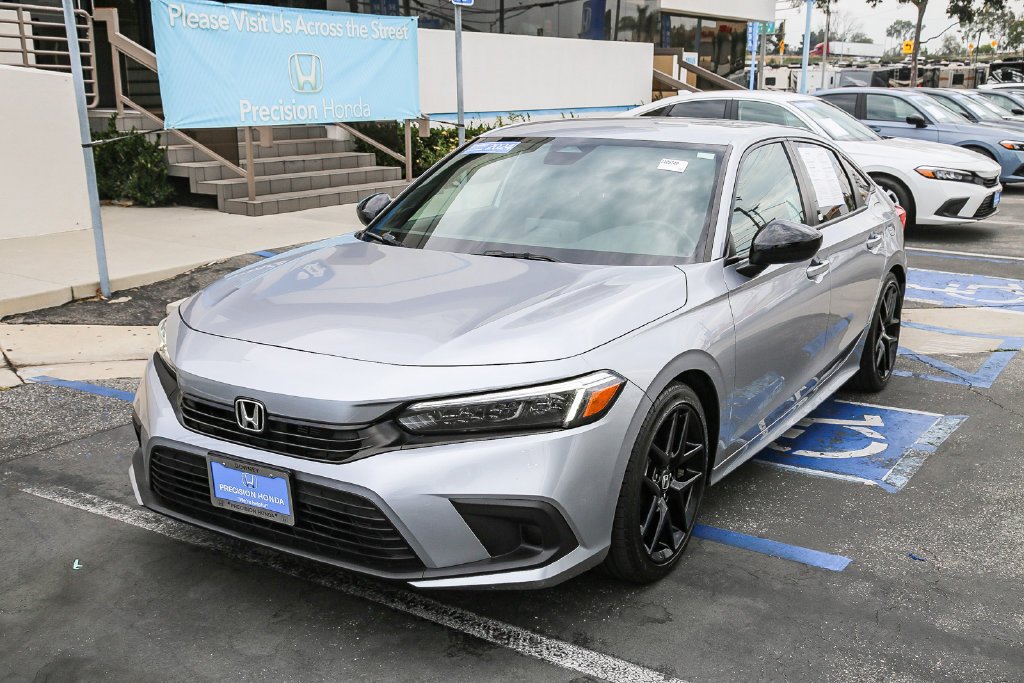 Certified Used 2024 Lunar Silver Metallic Honda 2.0L 4D SPORT image 30