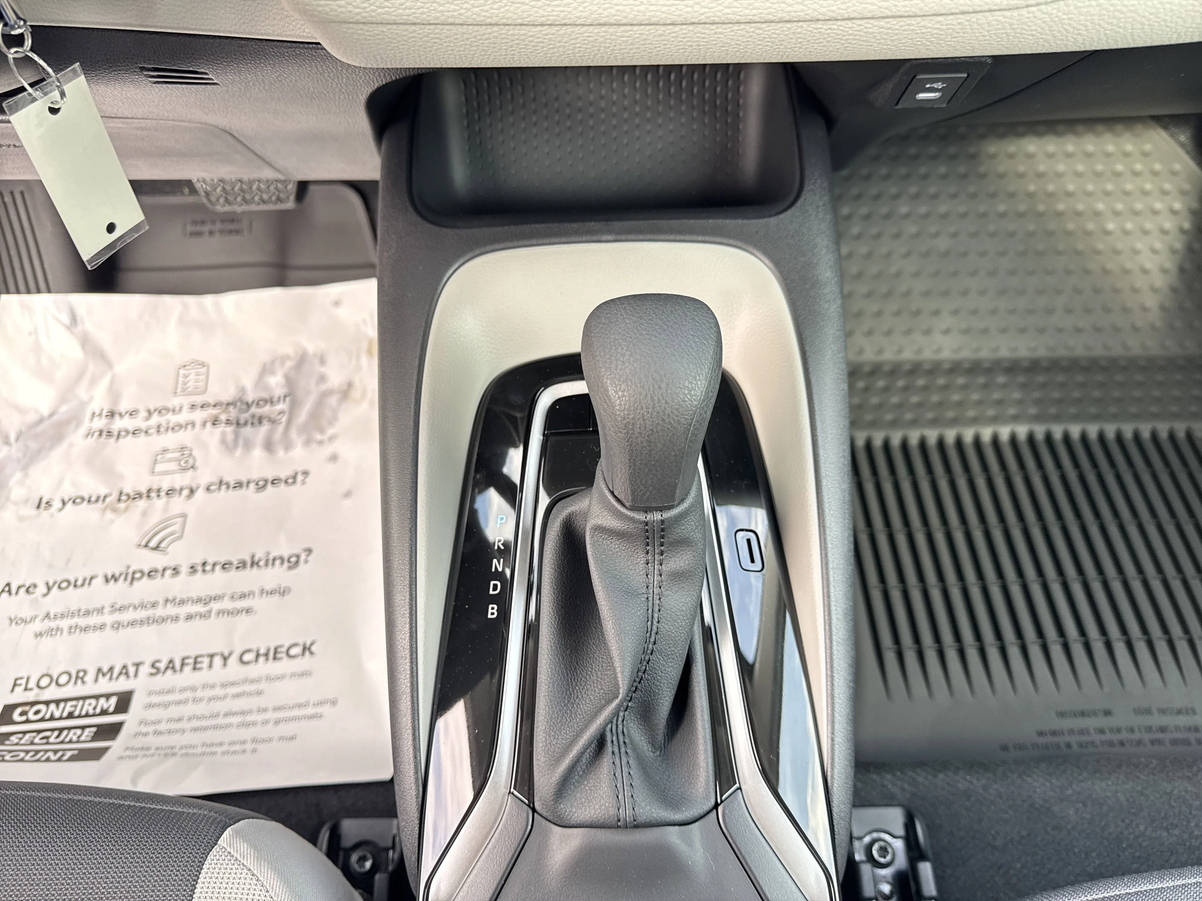 Used 2025  Toyota  image 20