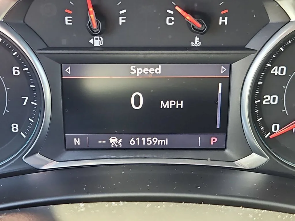 Used 2022 Iron Gray Metallic Chevrolet Premier image 16