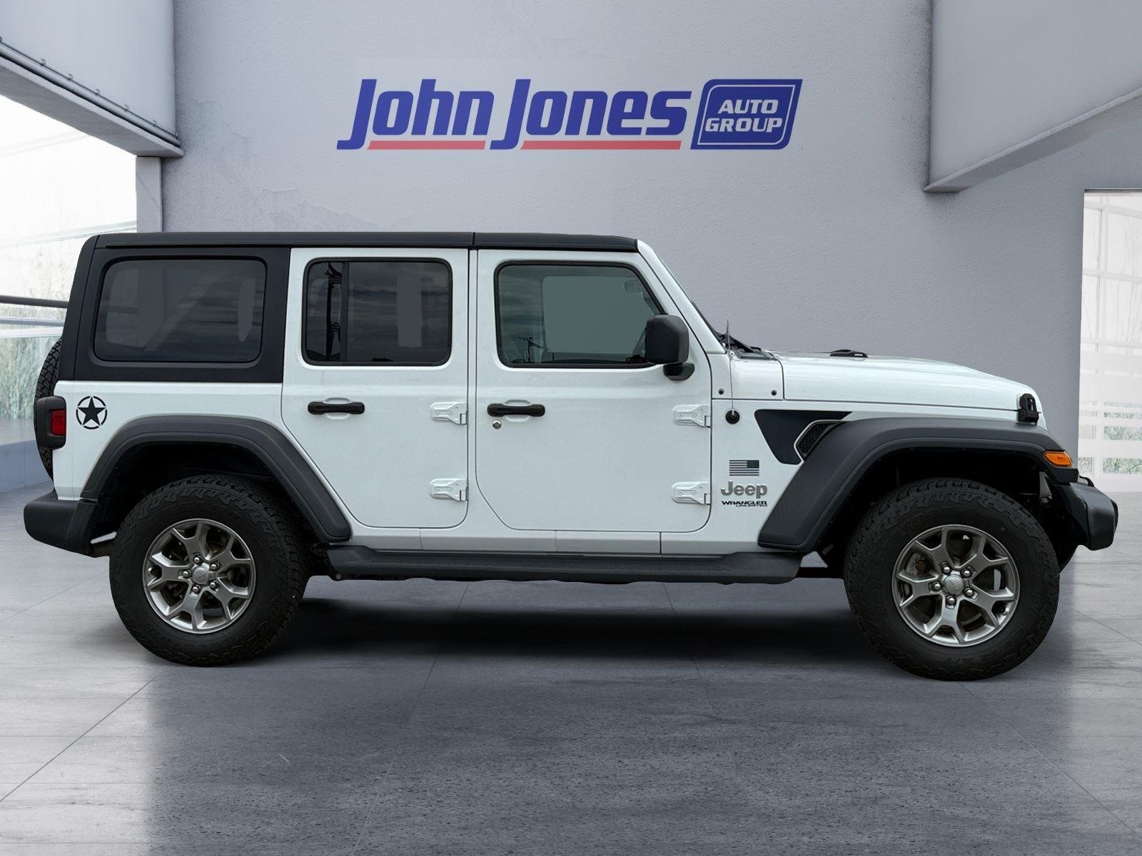 Used 2020 Bright White Clearcoat Jeep Freedom image 6