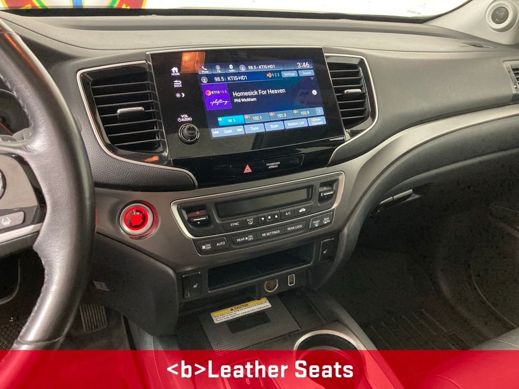 Used 2021 Honda Pilot SE with VIN 5FNYF6H27MB042876 for sale in Monticello, Minnesota