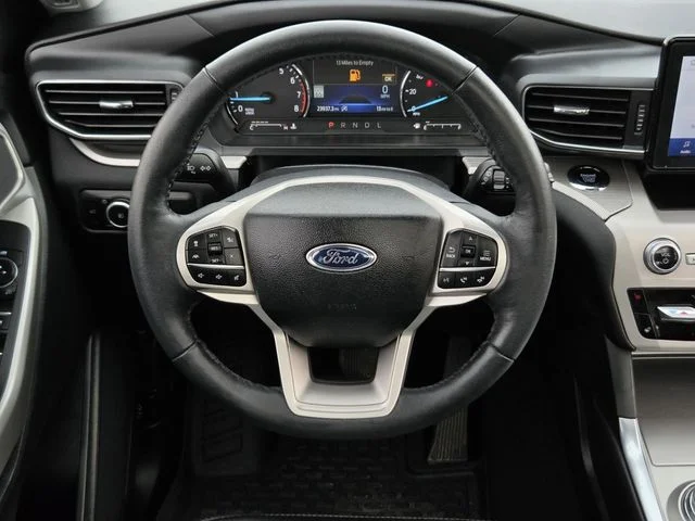 Used 2024 White Ford XLT image 24