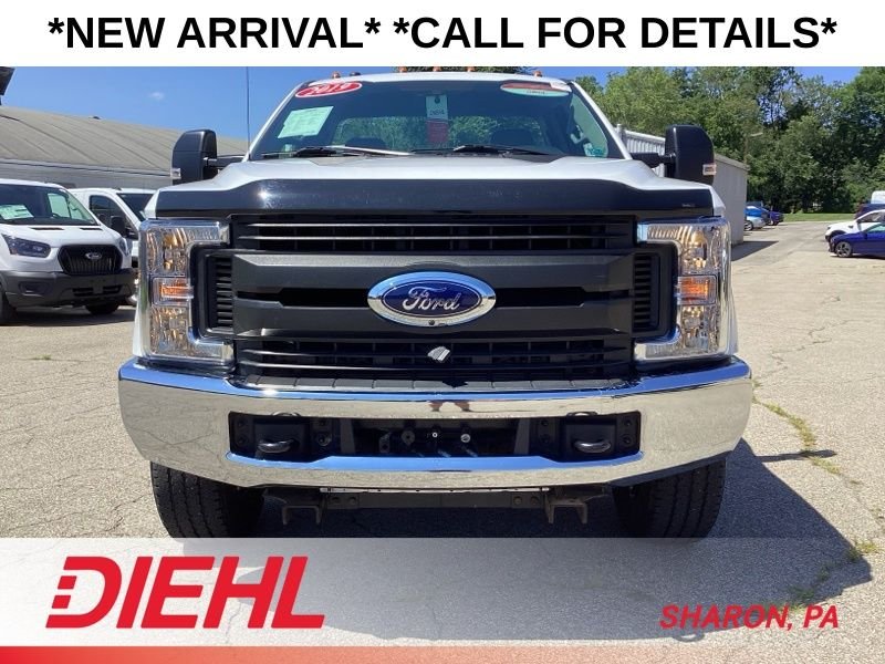 Used 2019 White Ford XL image 2