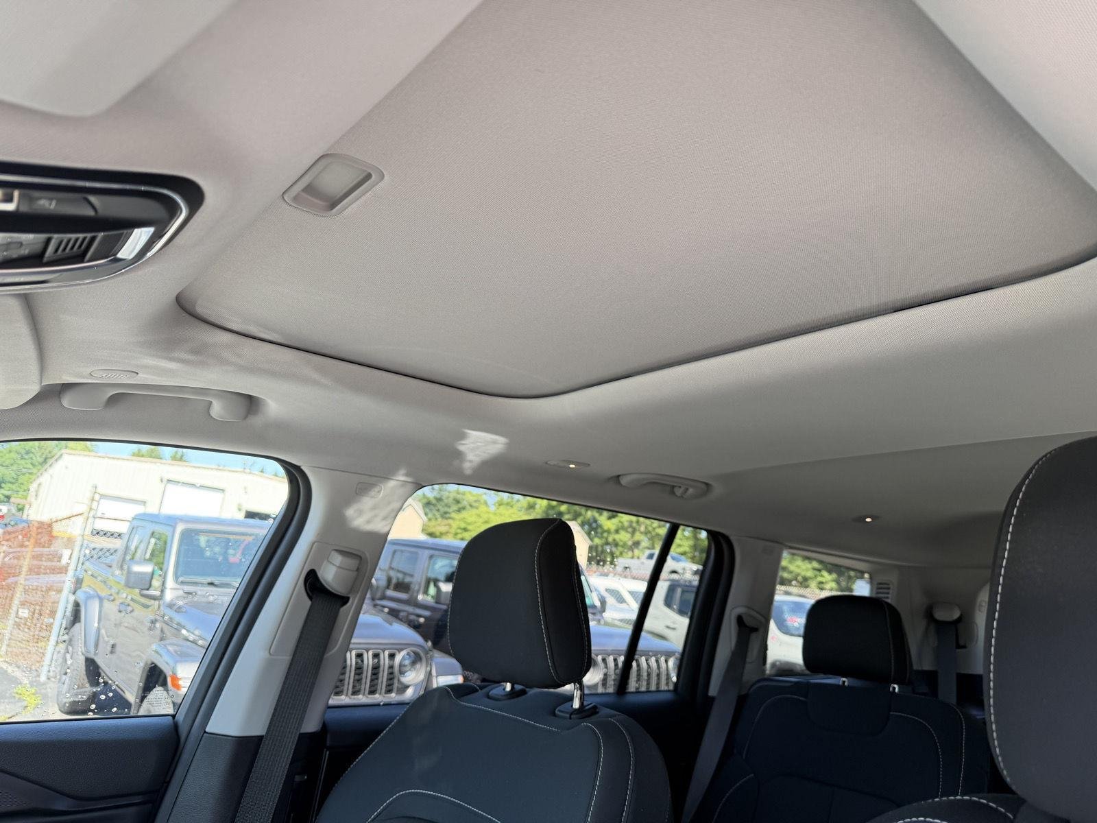 Used 2023 Bright White Clearcoat Jeep Laredo X image 10