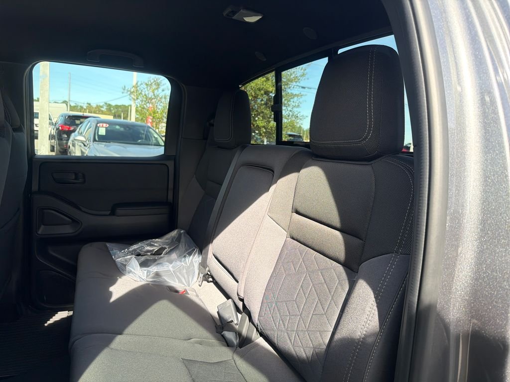 New 2026 Nissan Frontier SV 4D Crew Cab