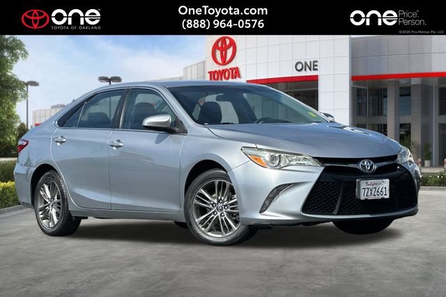 2017 Toyota Camry SE