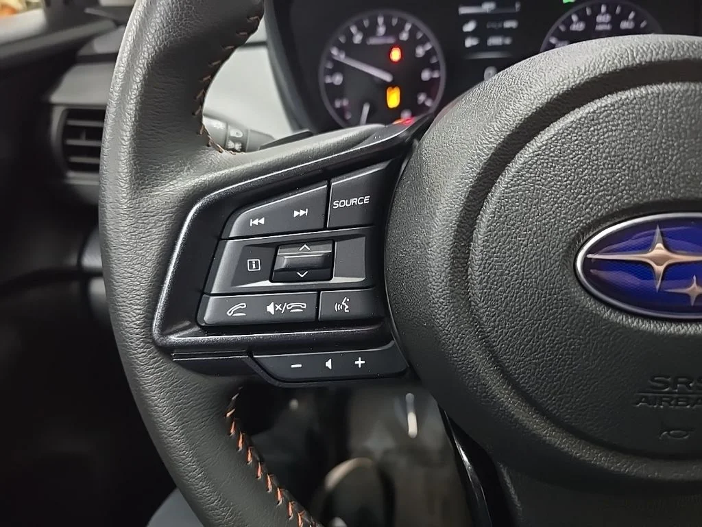 Used 2025 Crystal White Pearl Subaru Limited image 20