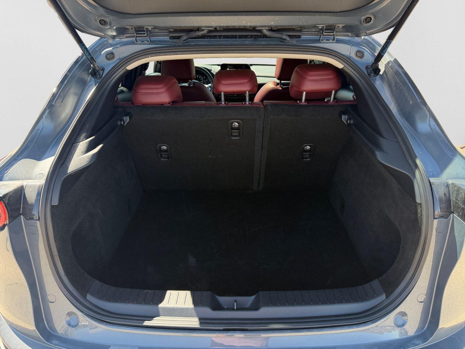 2025 Mazda CX-30 Carbon Edition - Photo 19