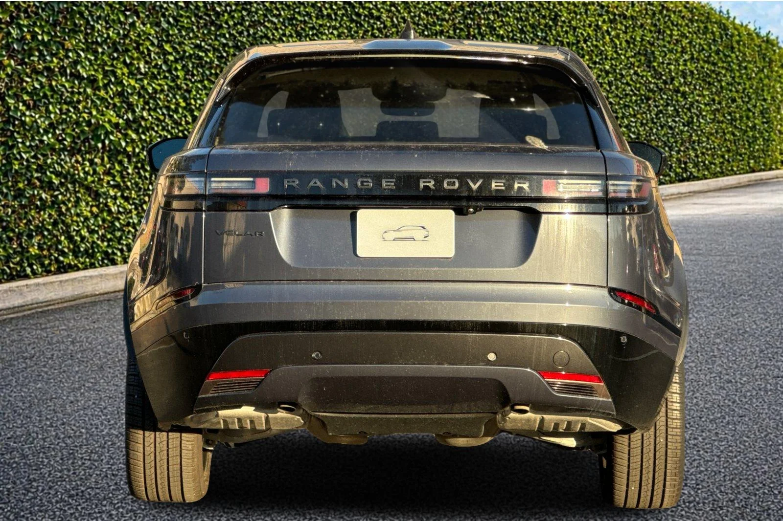 New 2024 Varesine Blue Land Rover Dynamic HSE image 5