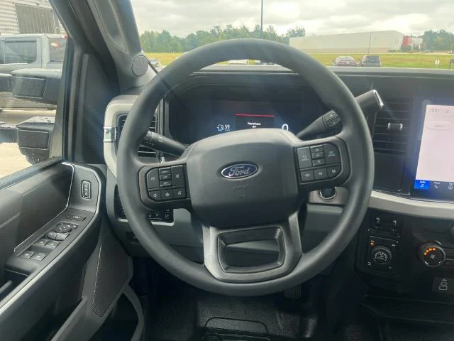 New 2027 Marsh Gray Metallic Ford F-250® XLT image 10