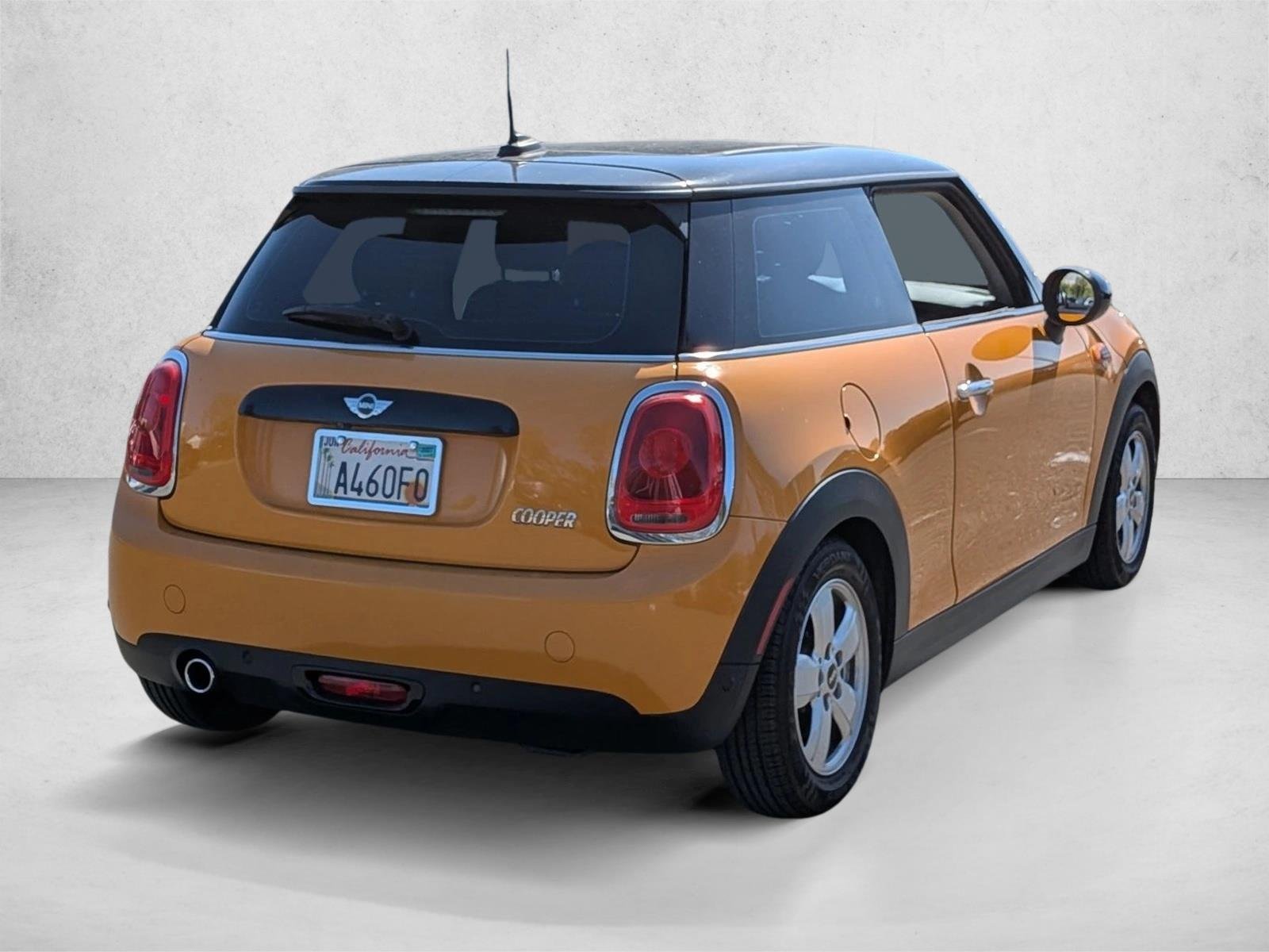 Used 2017 Black MINI Cooper S image 5