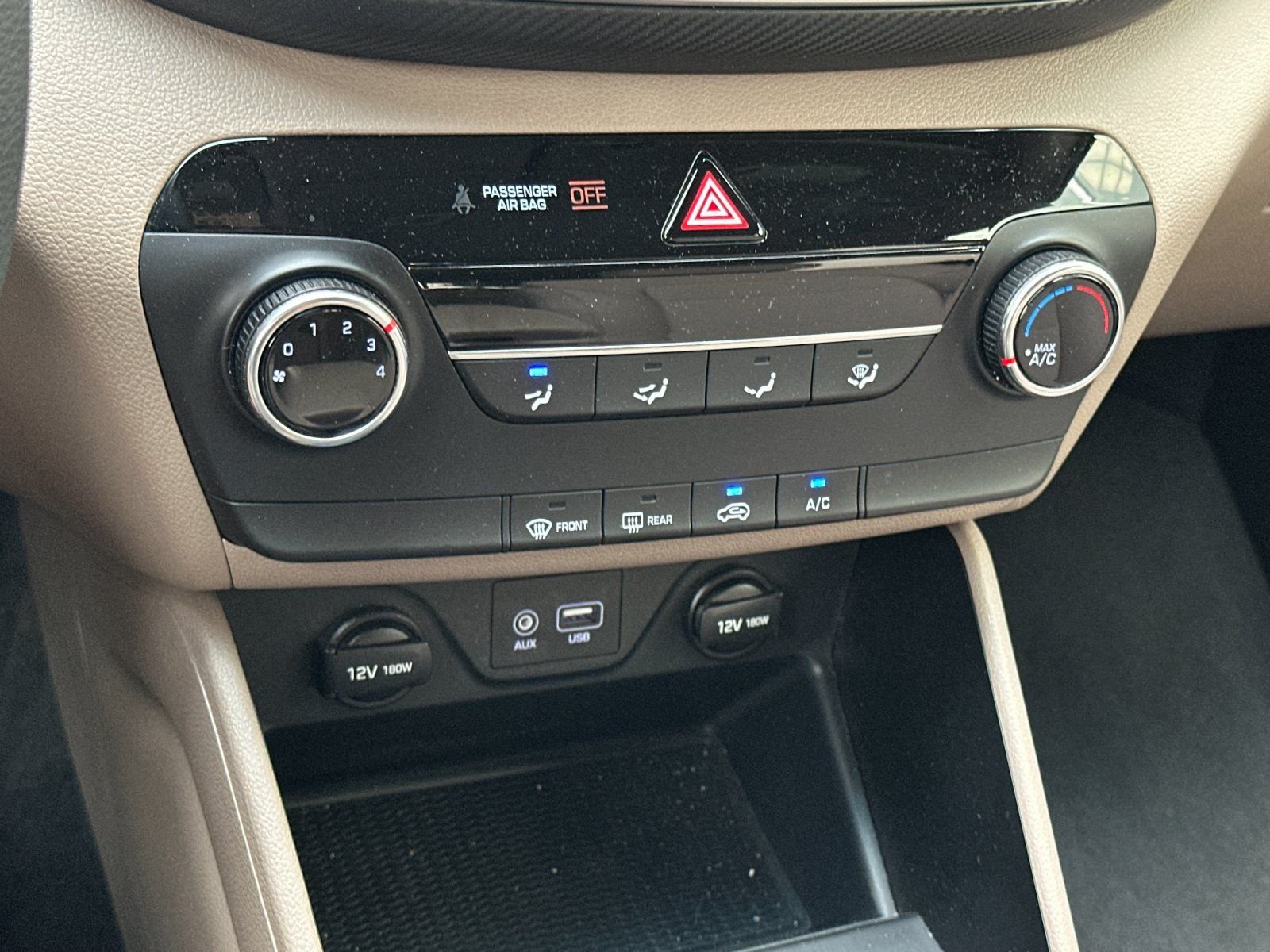 Used 2020 Sage Brown Hyundai SE image 18