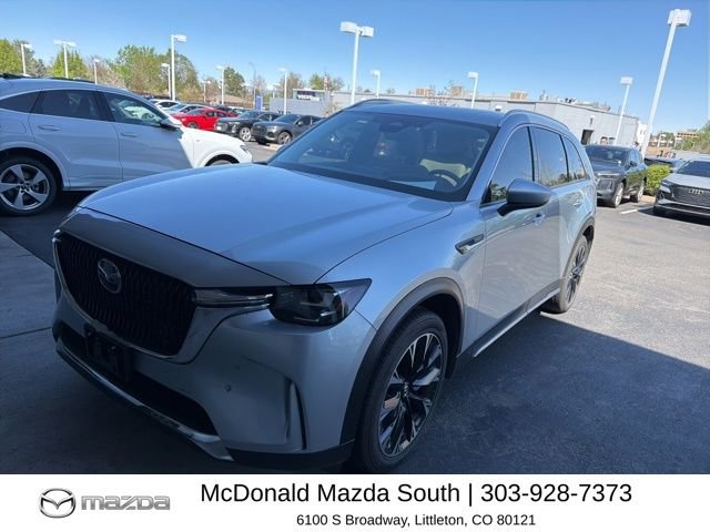 2024 Mazda CX-90 PHEV Premium Package's photo