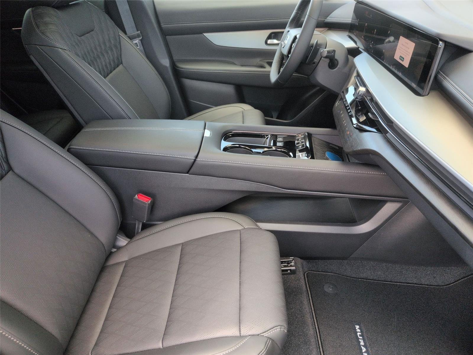 New 2026 Everest White Pearl TriCoat / Super Black Two-tone Nissan Platinum image 38