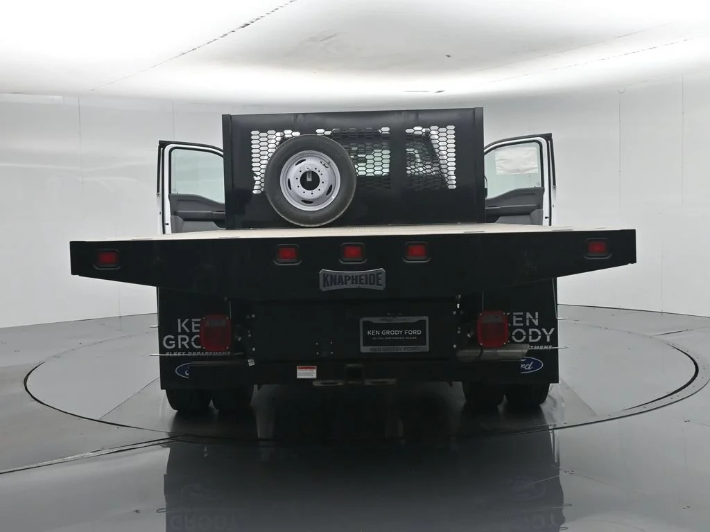 New 2026 Oxford White Ford XL image 26
