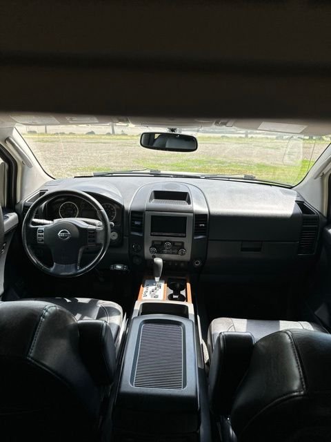 2011 Nissan Titan SL - Photo 30