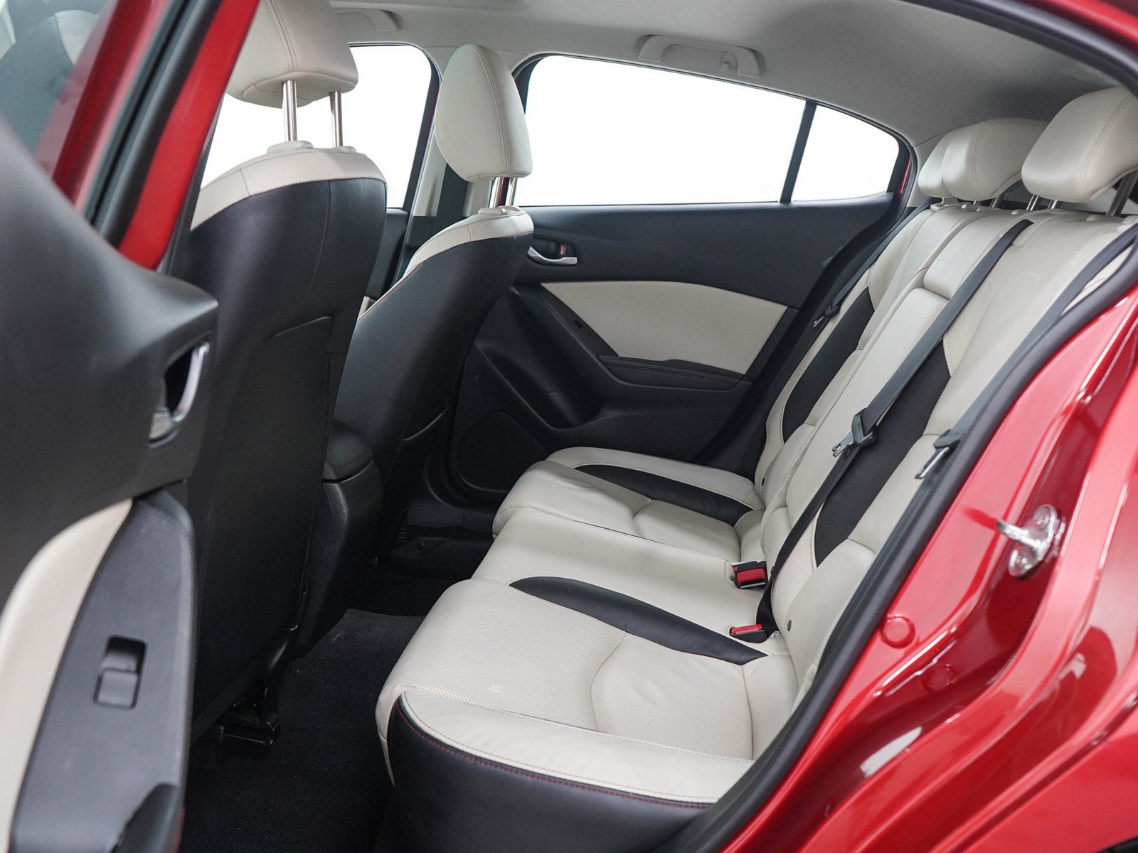 Used 2014 Soul Red Metallic Mazda 5dr HB Auto s Grand Touring image 19