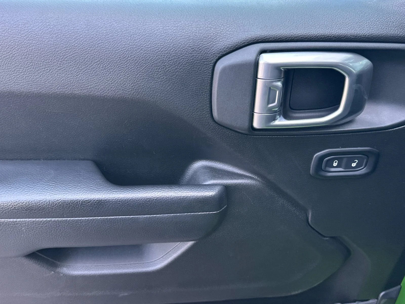 Used 2025 Mojito Clearcoat Jeep Sport image 10