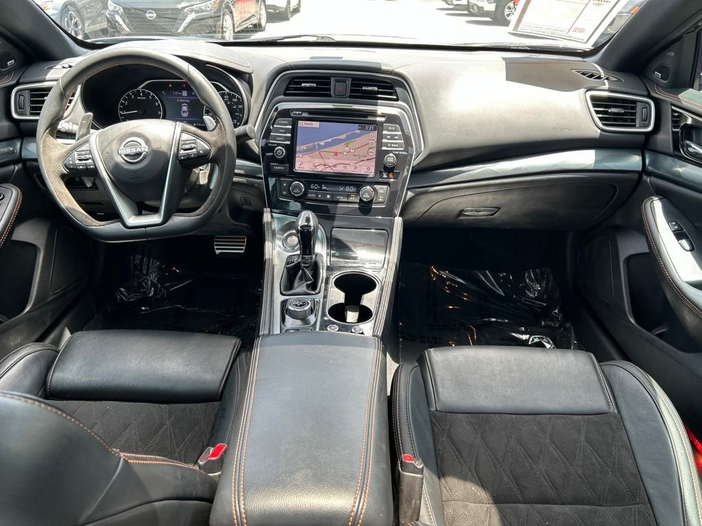 Used 2023 Gray Nissan SR image 12