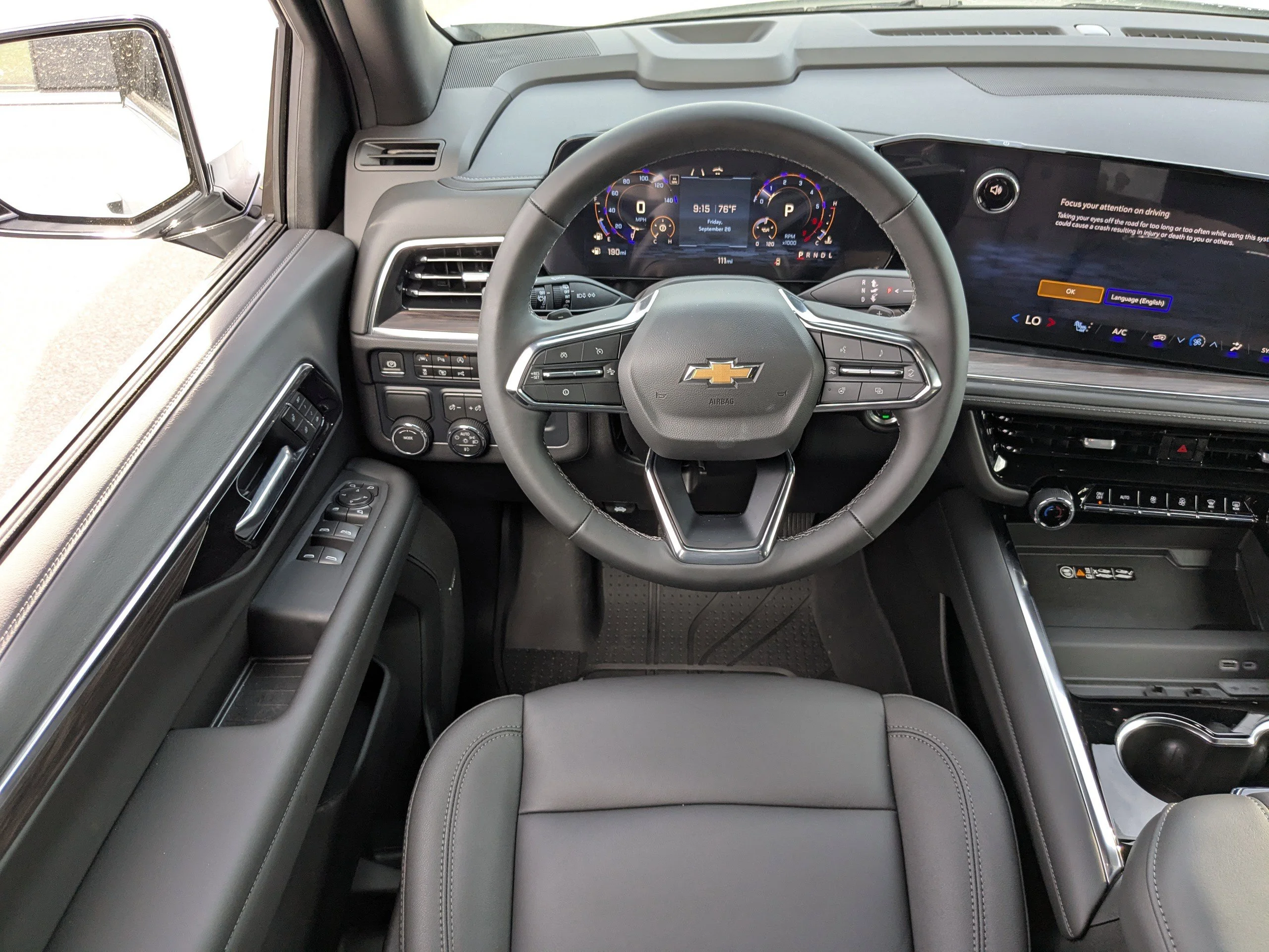 New 2025 Summit White Chevrolet LT image 16