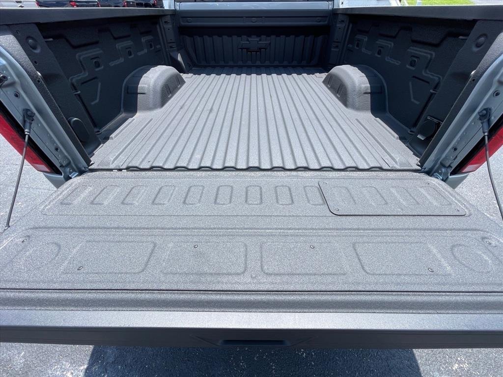 New 2026 Sterling Gray Metallic Chevrolet LTZ image 26