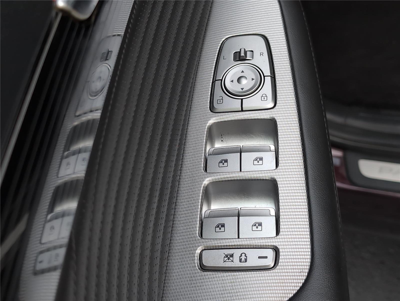 Used 2024 Sierra Burgundy Hyundai Calligraphy image 21