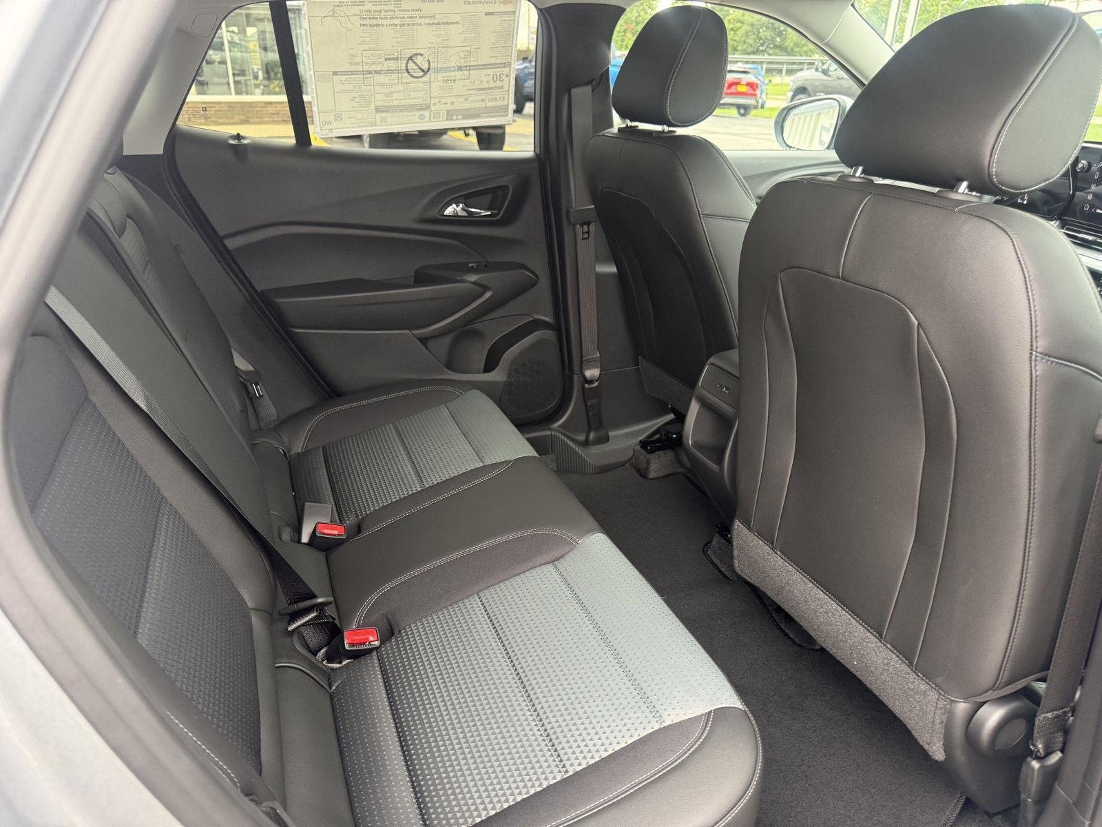 New 2026 Sterling Gray Metallic Chevrolet LT image 22