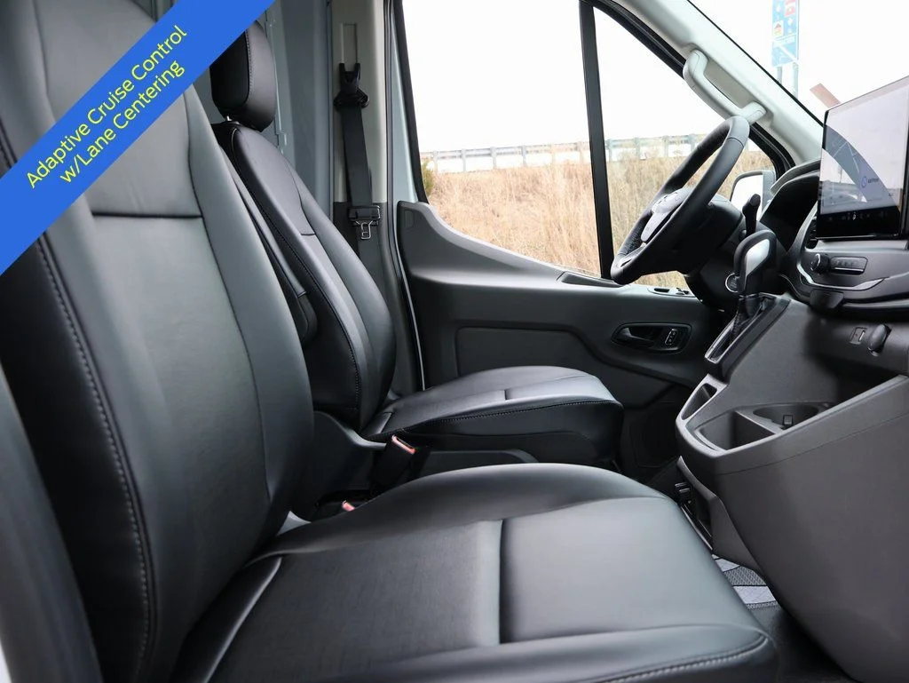 New 2026 Oxford White Ford Cargo Van image 10