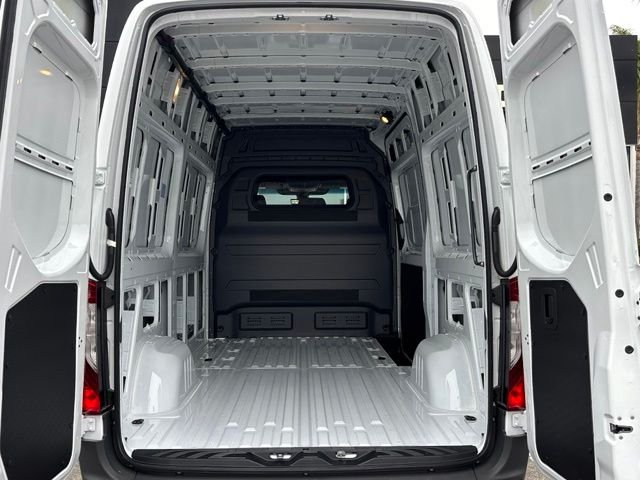 New 2026 White Mercedes-Benz  image 21