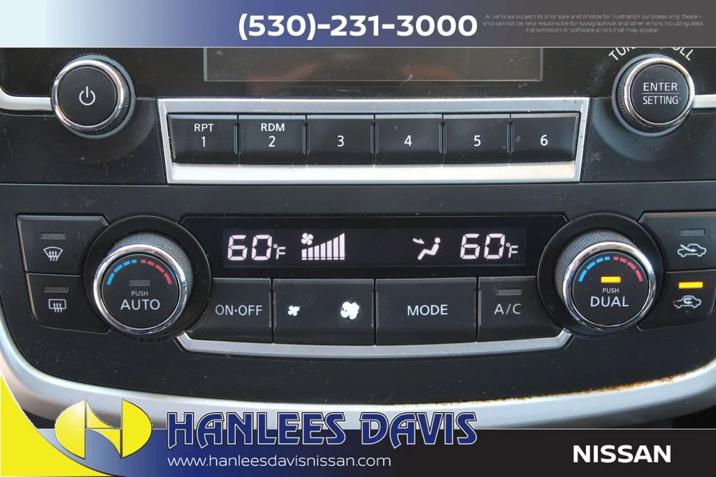 Used 2016 Gray Nissan 2.5 SV image 23